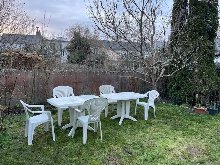Maison Spacieuse Avec Jardin Et Salle De Sport サン・ブリュー エクステリア 写真