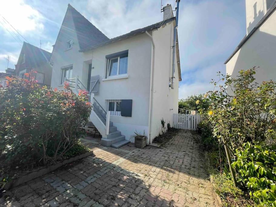 Maison Spacieuse Avec Jardin Et Salle De Sport サン・ブリュー エクステリア 写真