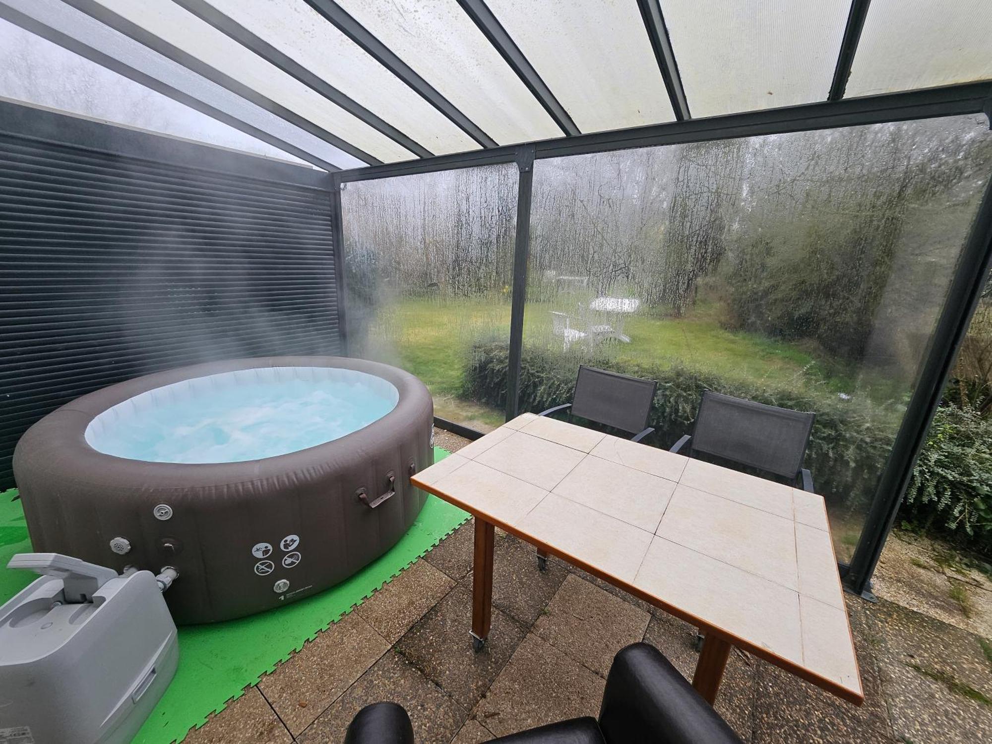Maison Spacieuse Avec Jardin Et Salle De Sport サン・ブリュー エクステリア 写真